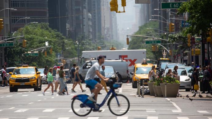 Cushman & Wakefield Chairman of Global Brokerage Bruce Mosler provides his real estate outlook and addresses New York Citys office vacancy problem on The Claman Countdown.