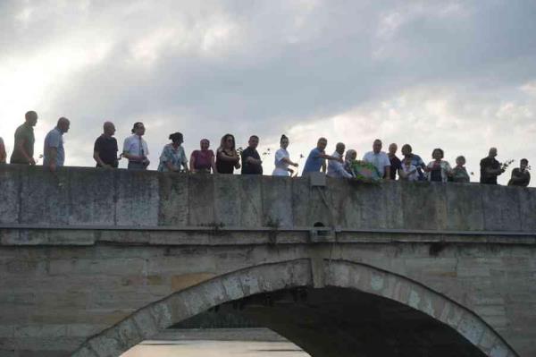 Ceremony held for Roma killed in World War II