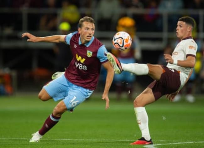 New signing Sander Berge (right) was one of few Burnley players with significant Premier League experience