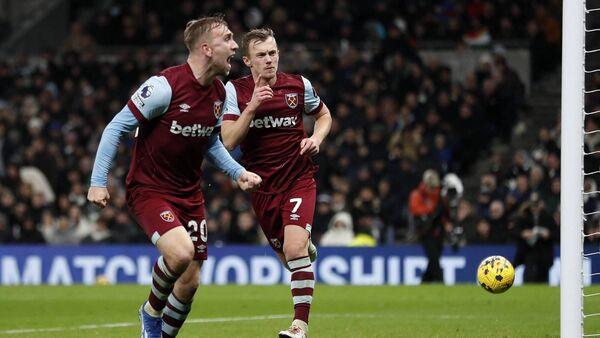 West Ham fight back to stun Spurs